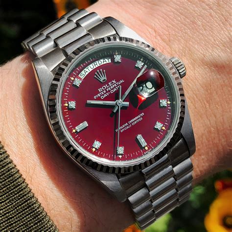 Rolex date and day display